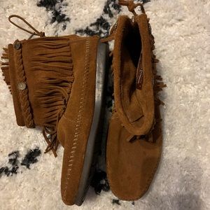 Minnetonka Fringe Moccasin Booties